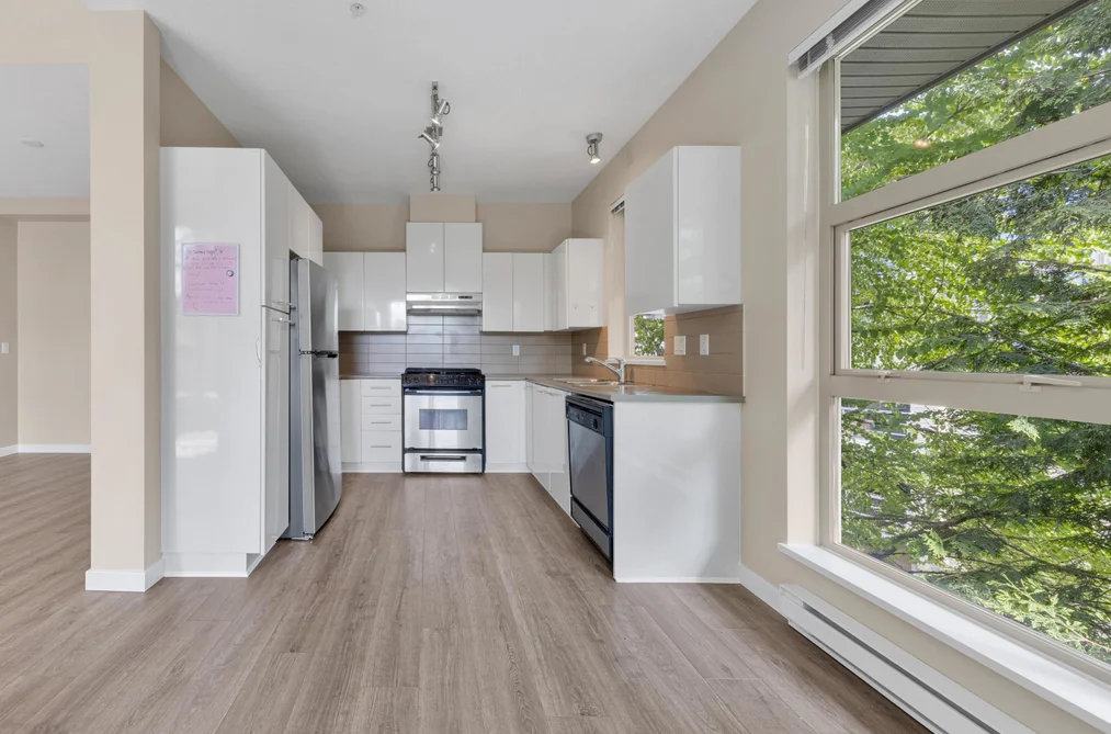 414 9339 UNIVERSITY CRESCENT, Burnaby BC V5A 4Y1, Burnaby BC — Residential for Sale - Photo 3