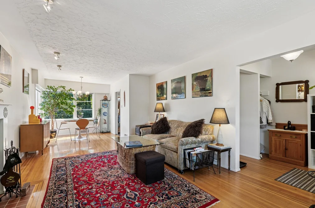 415 W 26TH STREET, North Vancouver BC V7N 2G9, North Vancouver BC — Residential for Sale - Photo 2