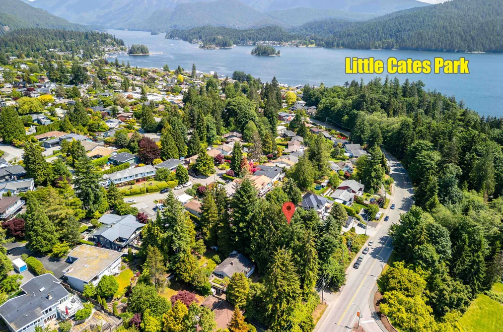 4150 DOLLARTON HIGHWAY, North Vancouver BC V7G 1A2, North Vancouver BC — Residential for Sale - Photo 3