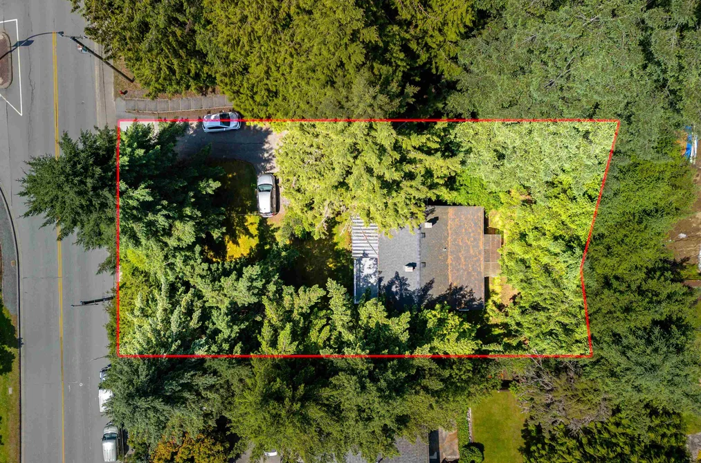 4150 DOLLARTON HIGHWAY, North Vancouver BC V7G 1A2, North Vancouver BC — Residential for Sale - Photo 6