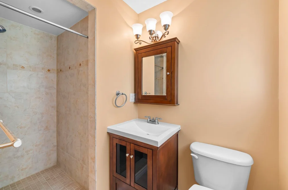 41588 YARROW CENTRAL ROAD, Yarrow BC V2R 5G4, Yarrow BC — Residential for Sale - Photo 6