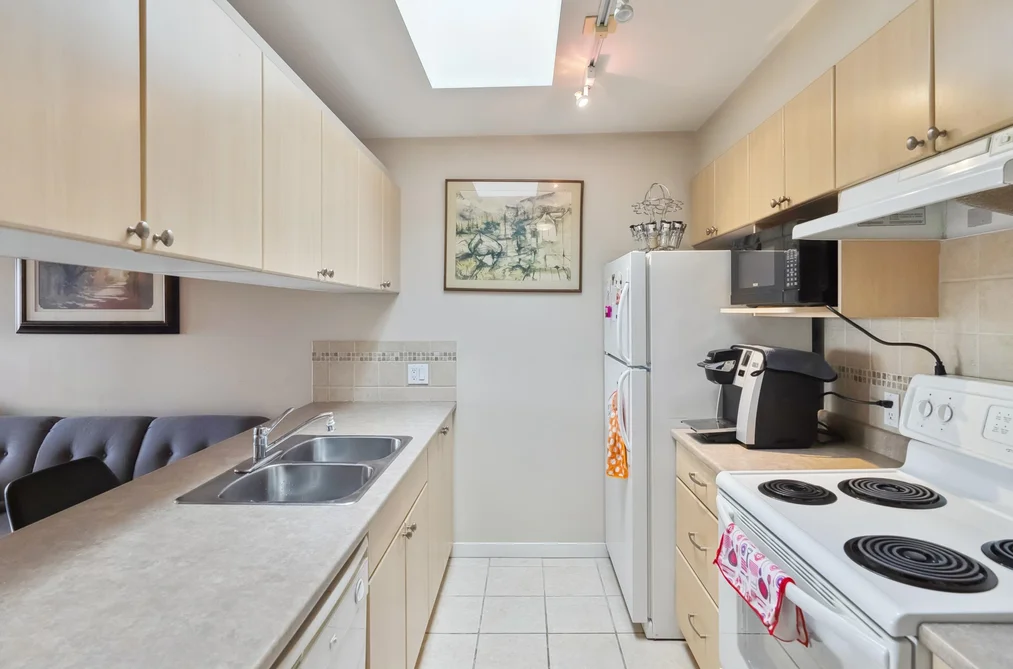 416 2891 E HASTINGS STREET, Vancouver BC V5K 5J8, Vancouver BC — Residential for Sale - Photo 3