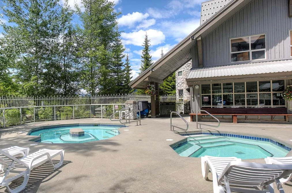 416 4800 SPEARHEAD DRIVE, Whistler BC V8E 1G1, Whistler BC — Residential for Sale - Photo 4
