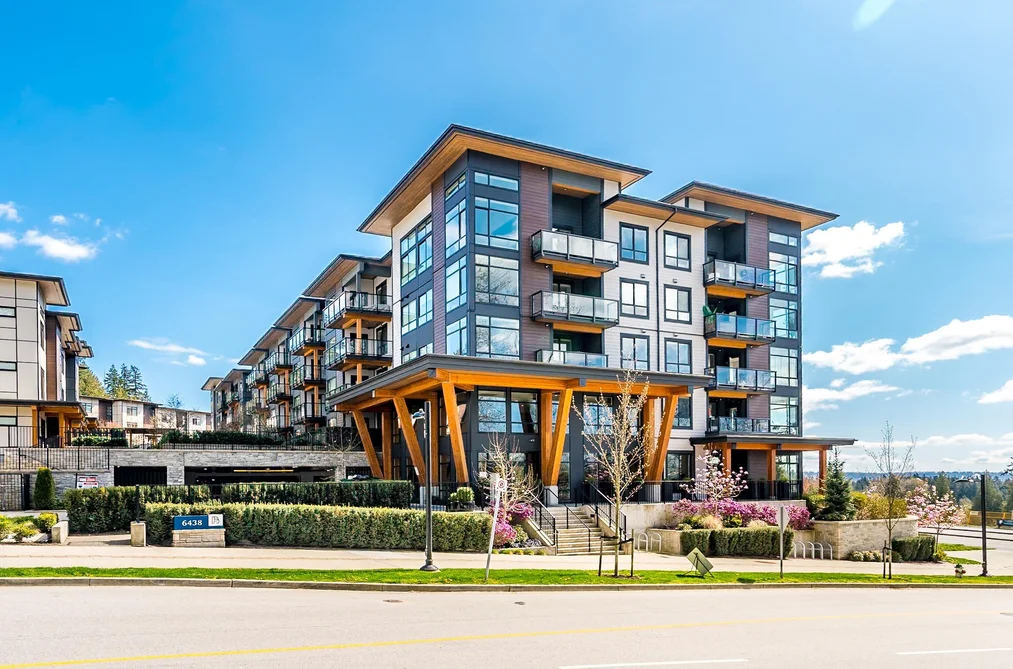 Condo for sale at 416 6438 Byrnepark Drive Burnaby British Columbia - MLS: R3110784