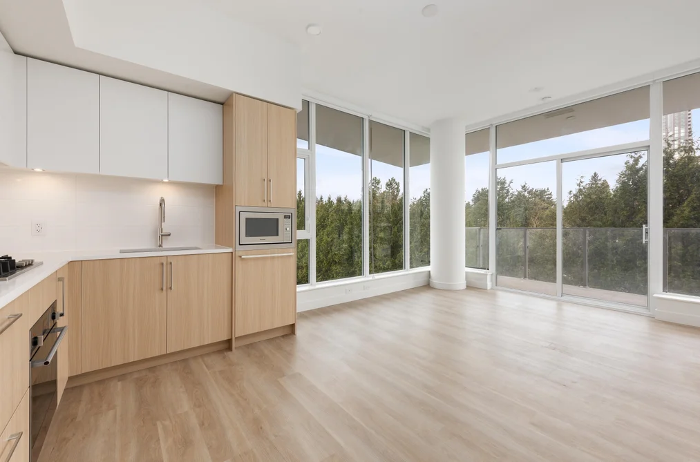 Condo for sale at 416 9675 King George Boulevard Surrey British Columbia - MLS: R3123757