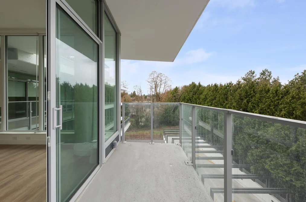 416 9675 KING GEORGE BOULEVARD, Surrey BC V3T 0T7, Surrey BC — Residential for Sale - Photo 6