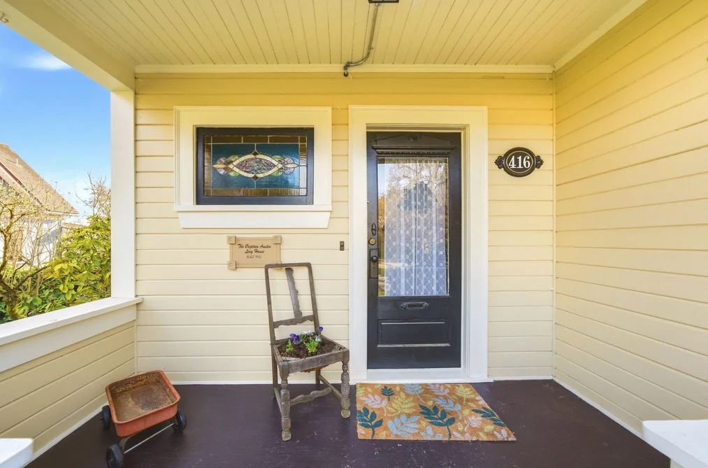 416 SECOND STREET, New Westminster BC V3L 2L4, New Westminster BC — Residential for Sale - Photo 2