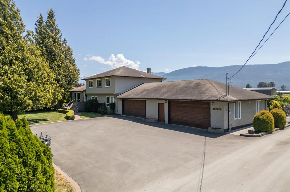 House for sale at 41670 South Sumas Road Sardis - Greendale British Columbia - MLS: R3130852