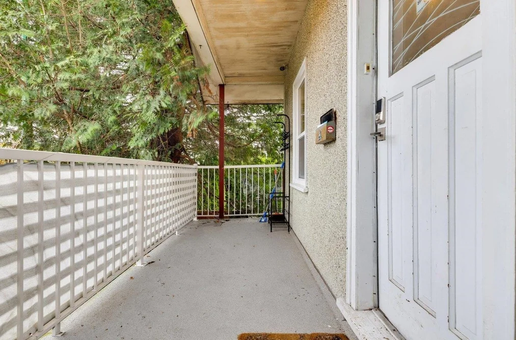 4168 PARKER STREET, Burnaby BC V5C 3C1, Burnaby BC — Residential for Sale - Photo 3