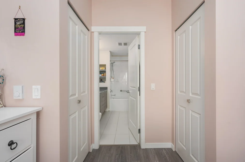 417 2665 MOUNTAIN HIGHWAY, North Vancouver BC V7J 0A8, North Vancouver BC — Residential for Sale — Photo 11 of 19