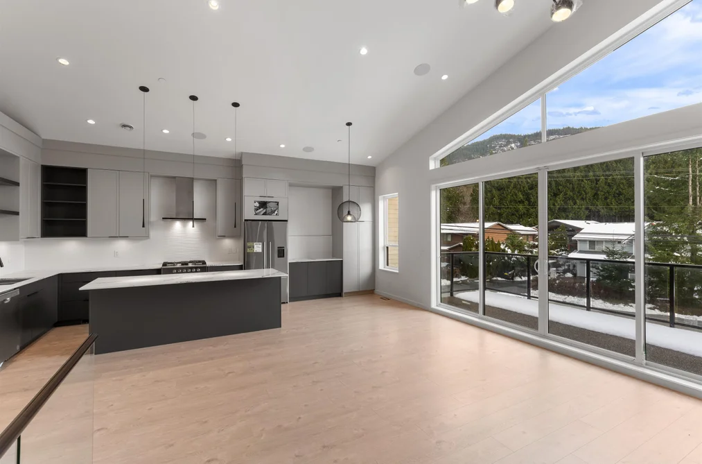 41717 GOVERNMENT ROAD, Squamish BC V0N 1H0, Squamish BC — Residential for Sale - Photo 6