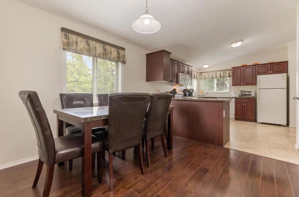 41725 HARE AVENUE, Yarrow BC V2R 5E9, Yarrow BC — Residential for Sale — Photo 10 of 35