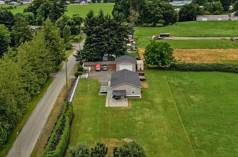 41725 HARE AVENUE, Yarrow BC V2R 5E9, Yarrow BC — Residential for Sale — Photo 33 of 35