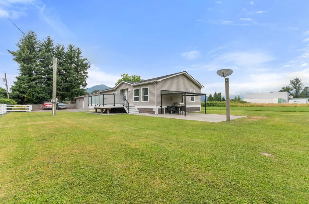 41725 HARE AVENUE, Yarrow BC V2R 5E9, Yarrow BC — Residential for Sale — Photo 4 of 35