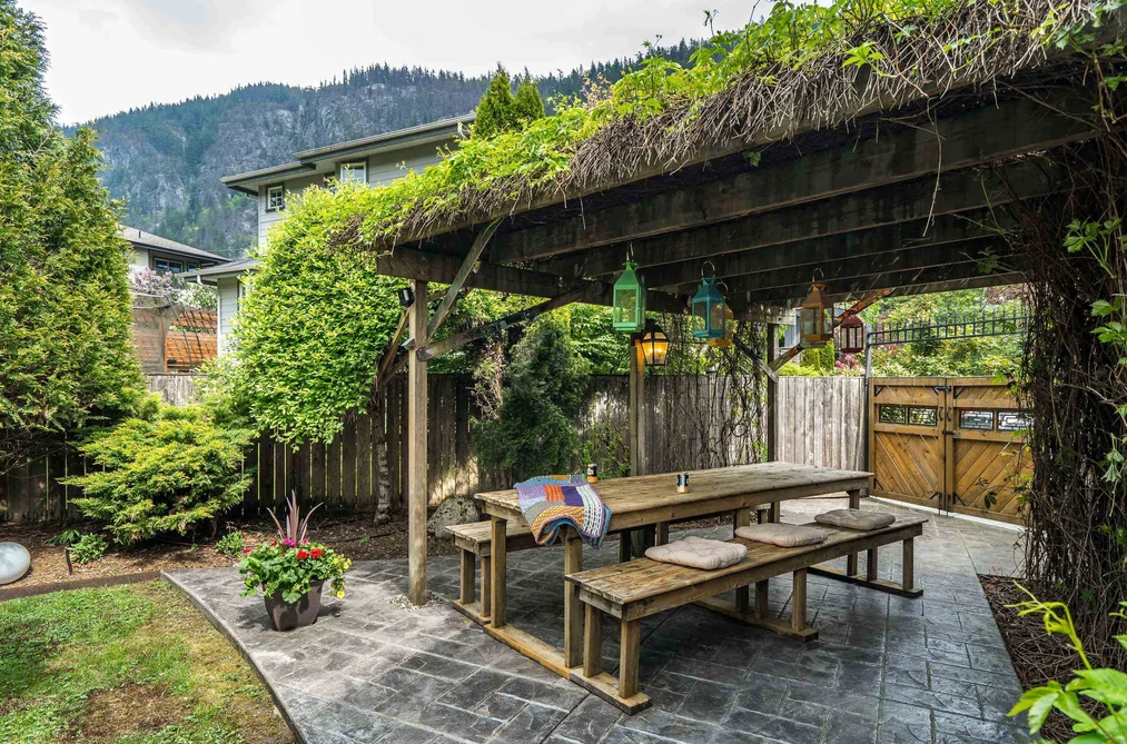 41743 HONEY LANE, Squamish BC V0N 1H0, Squamish BC — Residential for Sale - Photo 5