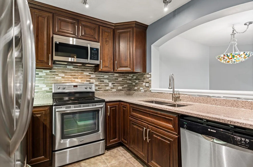 418 1242 TOWN CENTRE BOULEVARD, Coquitlam BC V3B 7R6, Coquitlam BC — Residential for Sale - Photo 7