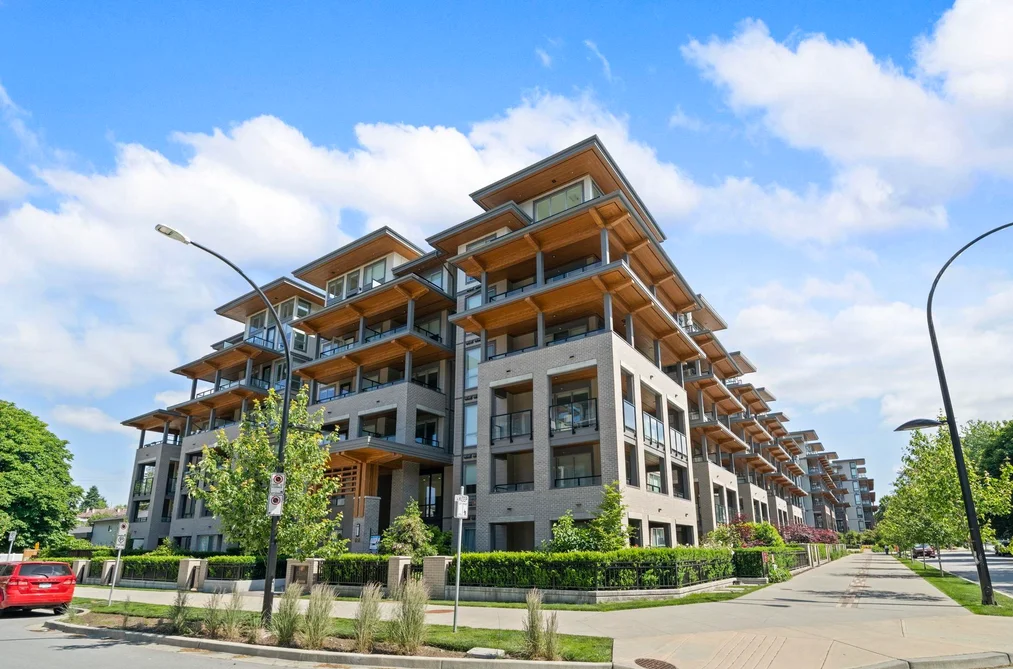 Condo for sale at 418 7588 16th Street Burnaby British Columbia - MLS: R3114046