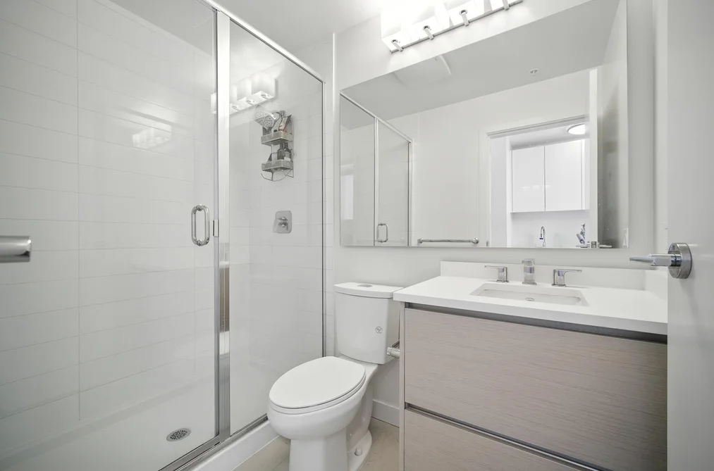 418 8850 UNIVERSITY CRESCENT, Burnaby BC V5A 0C8, Burnaby BC — Residential for Sale — Photo 12 of 22