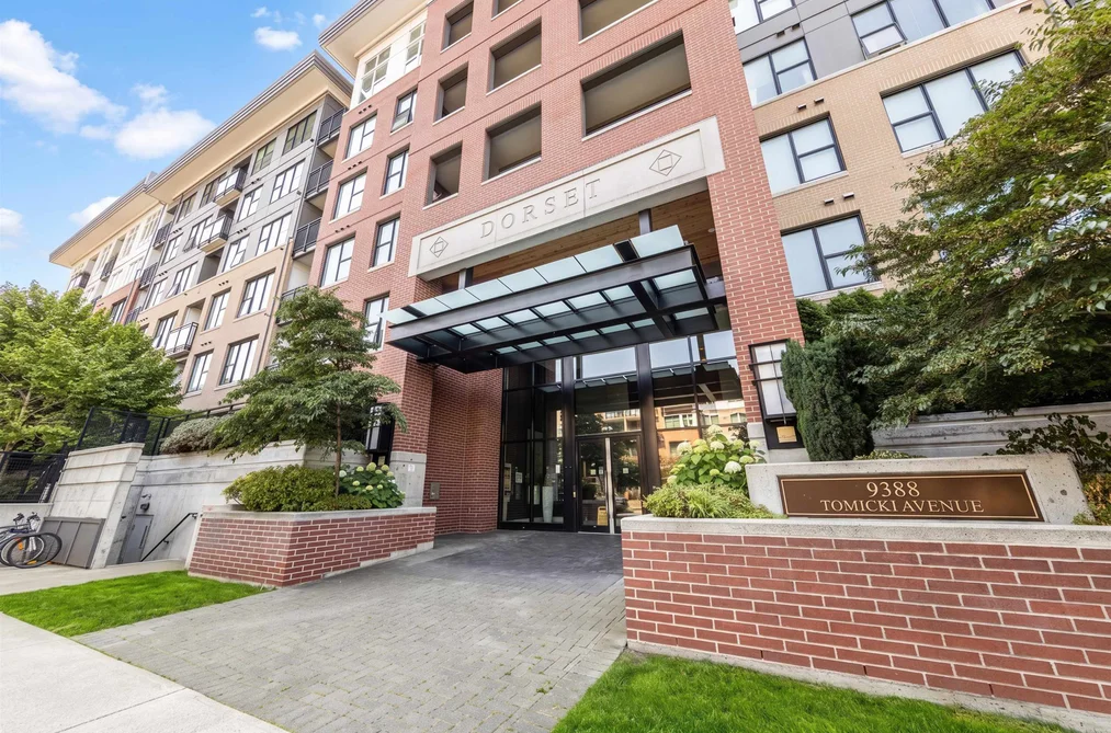 Condo for sale at 418 9388 Tomicki Avenue Richmond British Columbia - MLS: R3156291