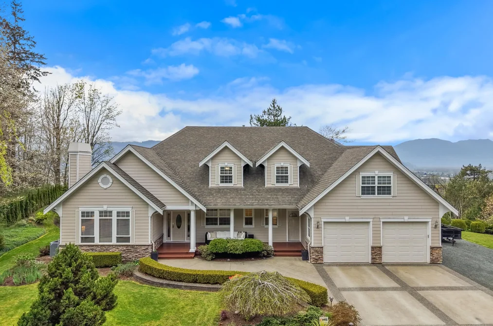 House for sale at 41813 Majuba Hill Road Yarrow British Columbia - MLS: R3111189