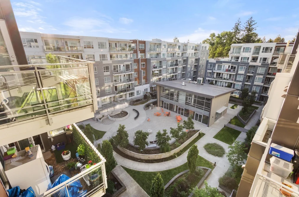 Condo for sale at 419 10581 140 Street Surrey British Columbia - MLS: R3155965