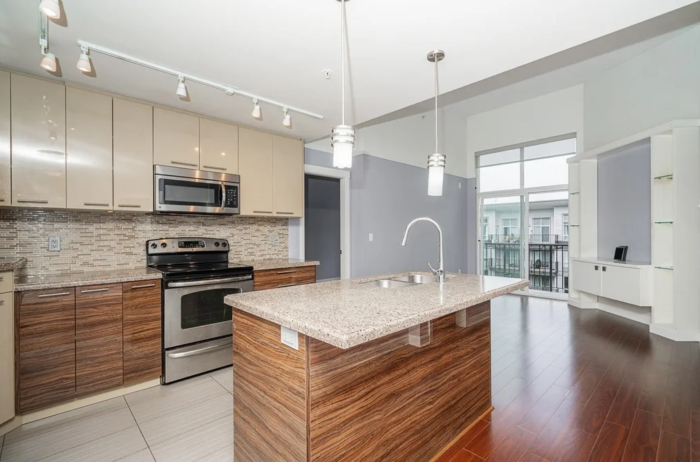 419 12039 64 AVENUE, Surrey BC V3W 0R7, Surrey BC — Residential for Sale - Main Photo