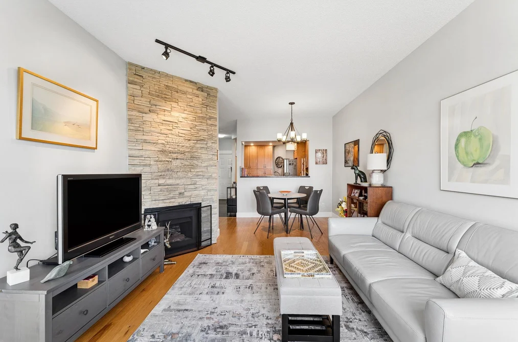 419 121 W 29TH STREET, North Vancouver BC V7N 4L6, North Vancouver BC — Residential for Sale - Photo 5