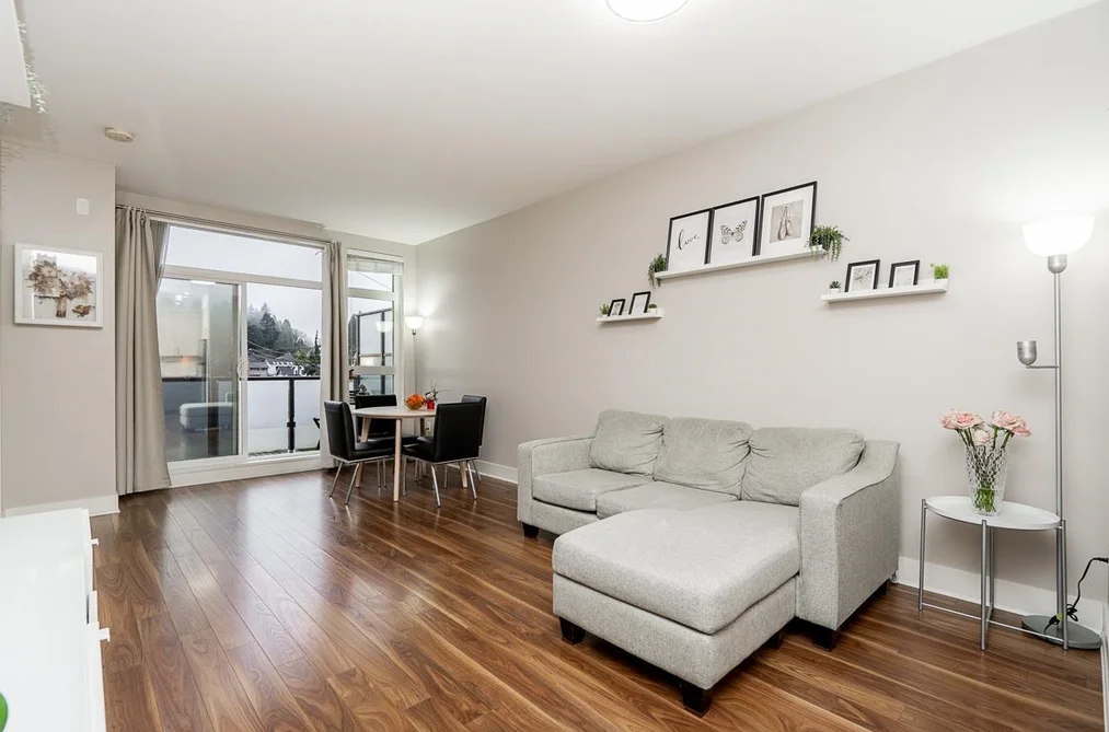 419 55 EIGHTH AVENUE, New Westminster BC V3L 0E8, New Westminster BC — Residential for Sale - Photo 2