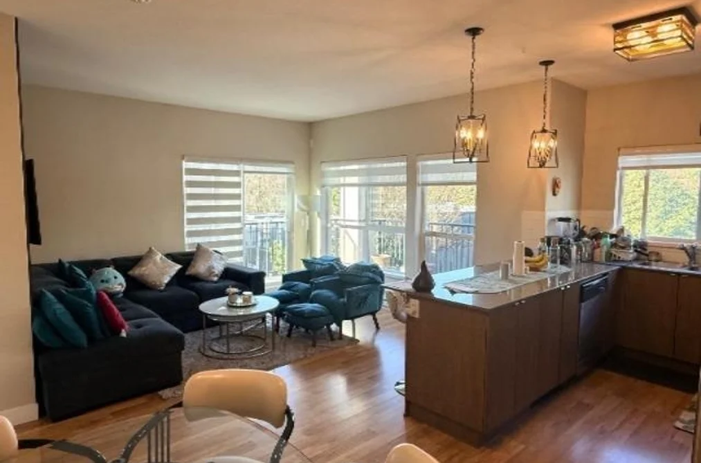 419 9655 KING GEORGE BOULEVARD, Surrey BC V3T 0C7, Surrey BC — Residential for Sale - Photo 3