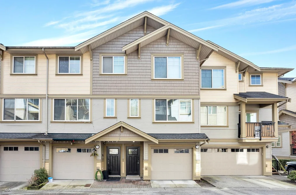 42 9533 130A STREET, Surrey BC V3V 0B8, Surrey BC — Residential for Sale - Photo 2