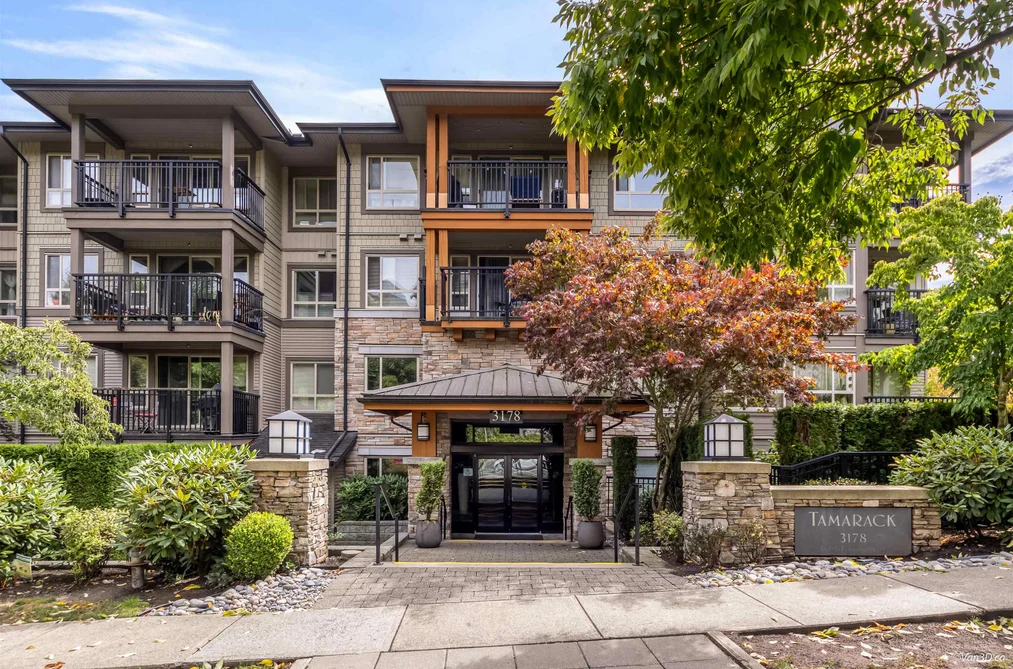 Condo for sale at 420 3178 Dayanee Springs Boulevard Coquitlam British Columbia - MLS: R3162734