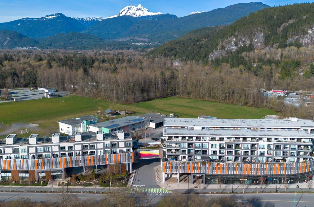 Condo for sale at 420 38362 Buckley Avenue Squamish British Columbia - MLS: R3109915