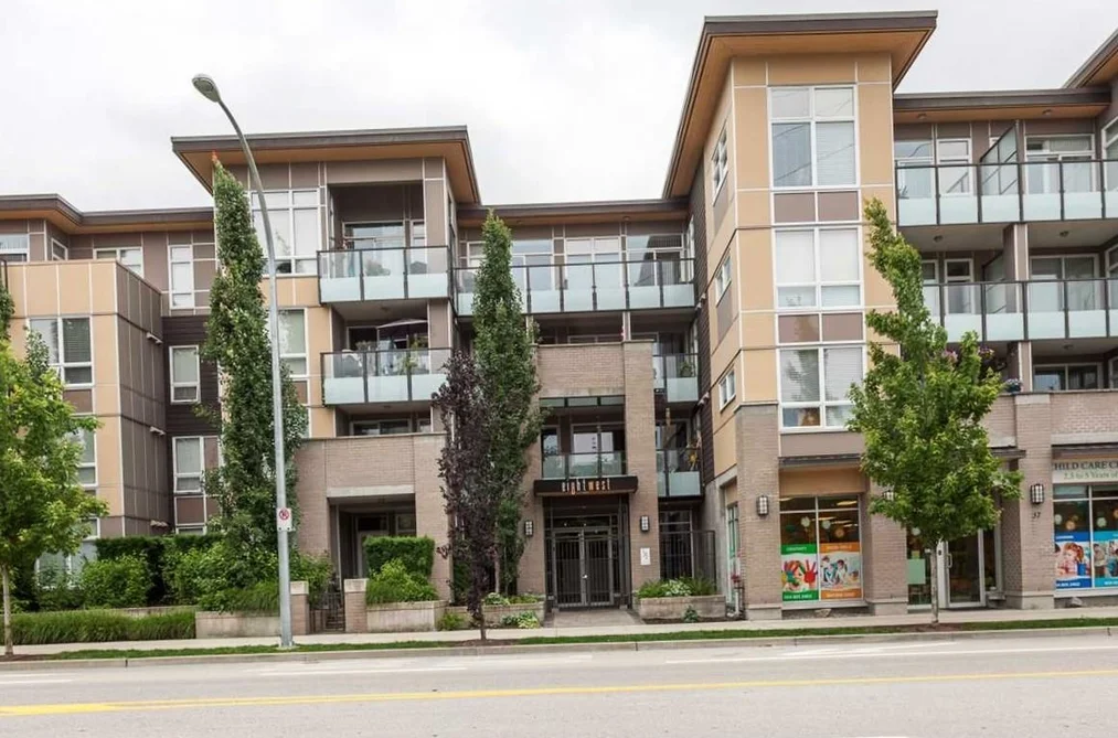 420 55 EIGHTH AVENUE, New Westminster BC V3L 0E8, New Westminster BC — Residential for Sale - Photo 2