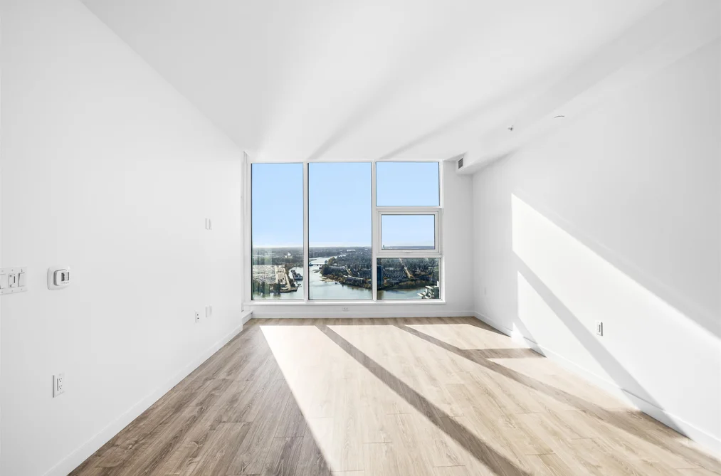 4201-680 Quayside Drive, New Westminster, BC - Condo for Sale - Photo 13 of 33 4201-680 Quayside Drive, New Westminster, BC - Condo for Sale - Photo 13 of 33