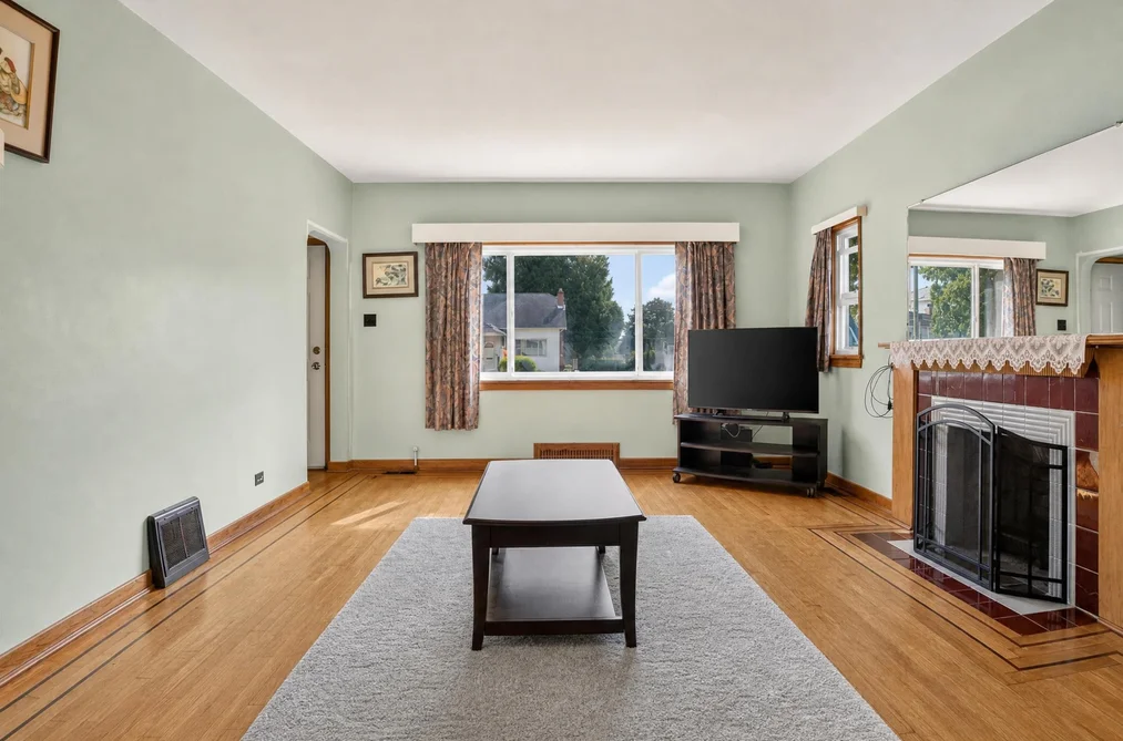 4205 Pender Street, Burnaby, BC - MLS: R3165057 - Photo 9 4205 Pender Street, Burnaby, BC - MLS: R3165057 - Photo 9