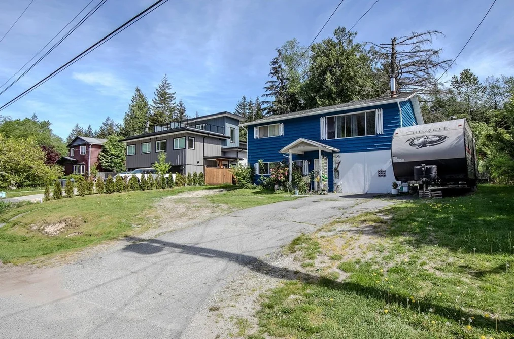 42066 BIRKEN ROAD, Squamish BC V0N 1H0, Squamish BC — Residential for Sale - Photo 2