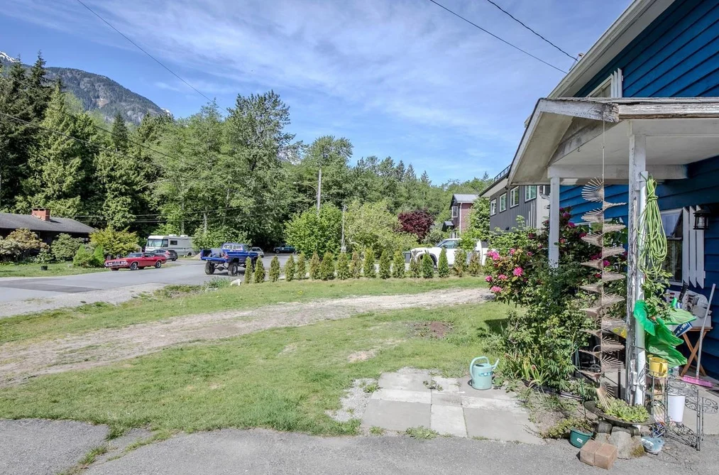 42066 BIRKEN ROAD, Squamish BC V0N 1H0, Squamish BC — Residential for Sale - Photo 4