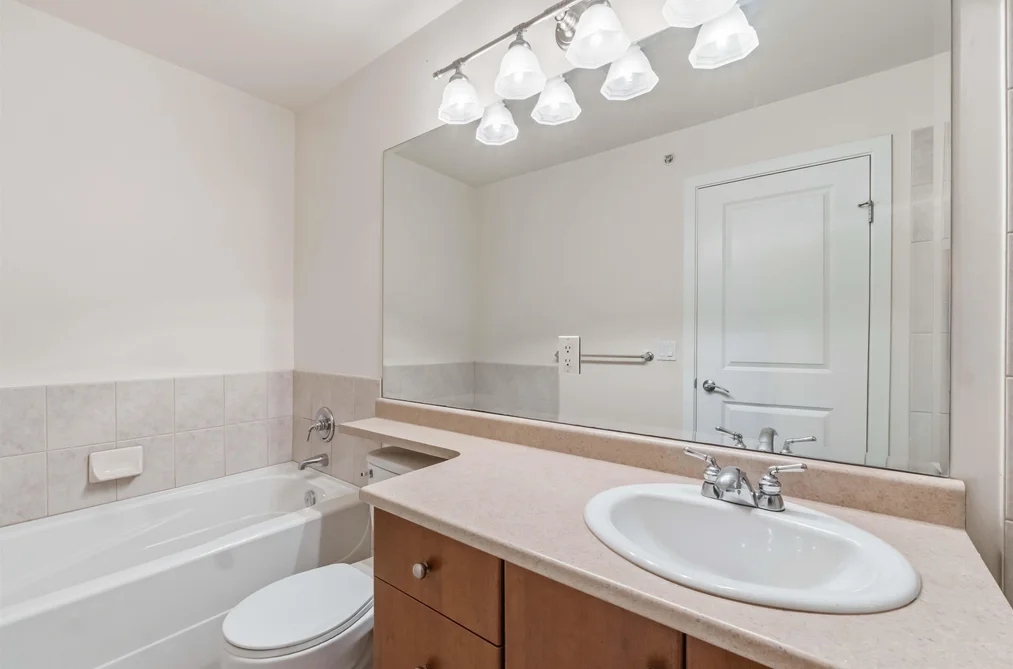 421 15385 101A AVENUE, Surrey BC V3R 0B4, Surrey BC — Residential for Sale — Photo 29 of 40