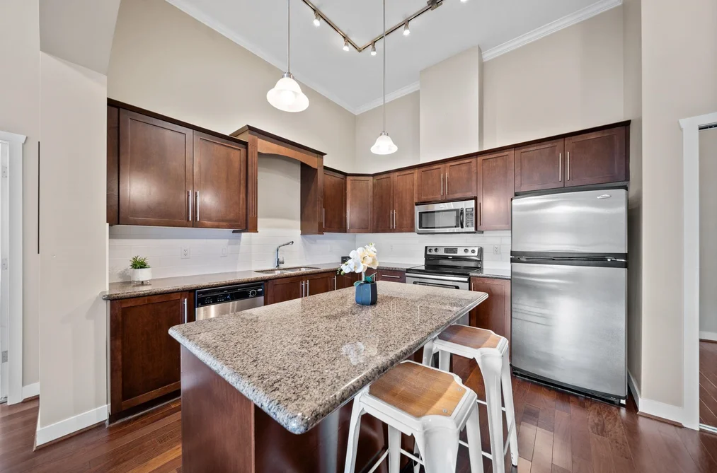 421 2628 MAPLE STREET, Port Coquitlam BC V3C 0E2, Port Coquitlam BC — Residential for Sale - Photo 2