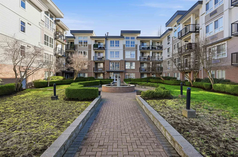 421 5430 201 STREET, Langley BC V3A 0A2, Langley BC — Residential for Sale - Photo 2