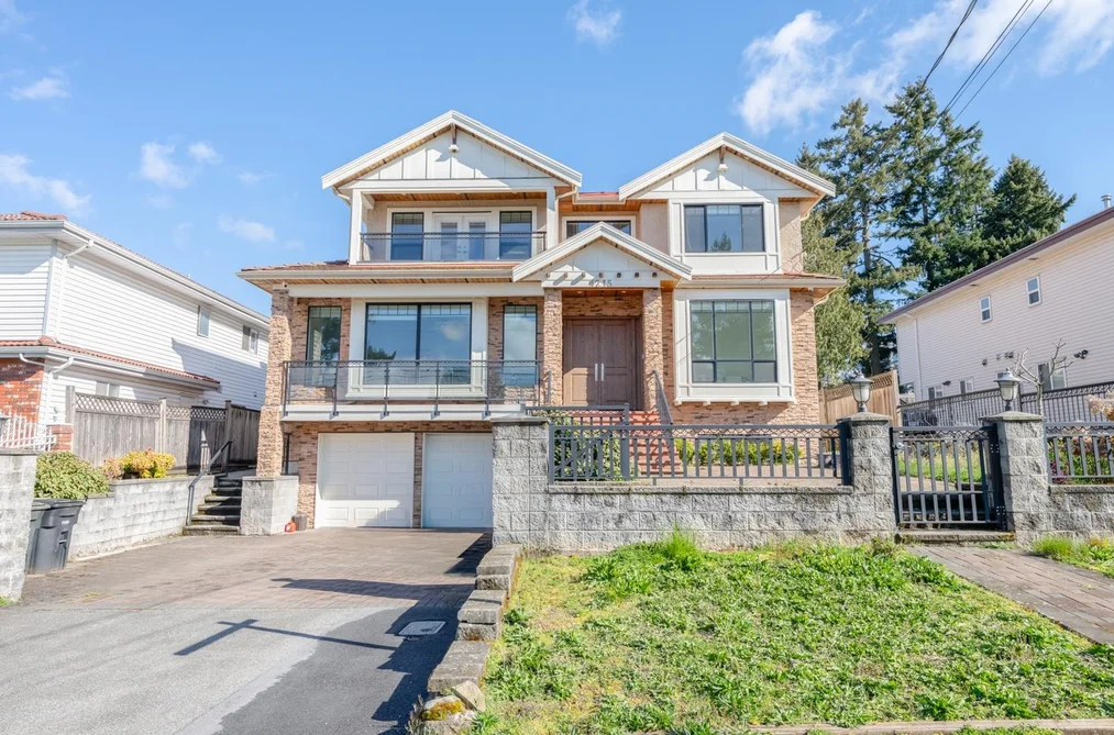 4215 WATLING STREET, Burnaby BC V5J 1V4, Burnaby BC — Residential for Sale - Photo 2