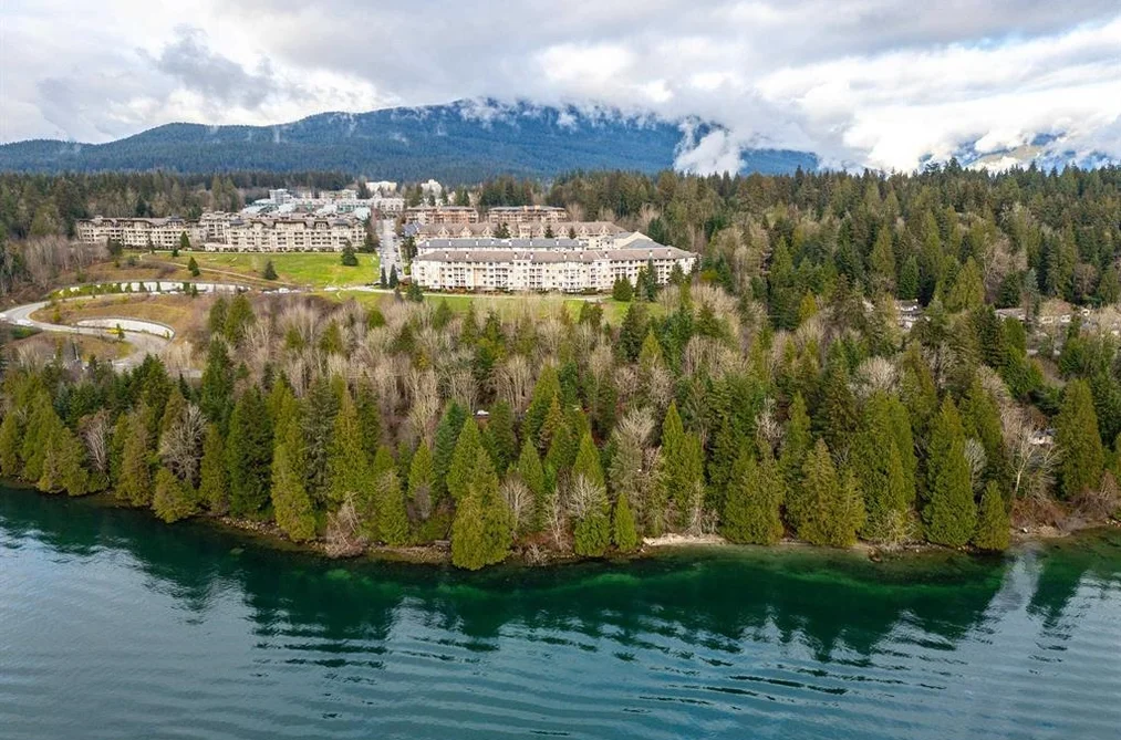 Condo for sale at 422 3629 Deercrest Drive North Vancouver British Columbia - MLS: R3141891