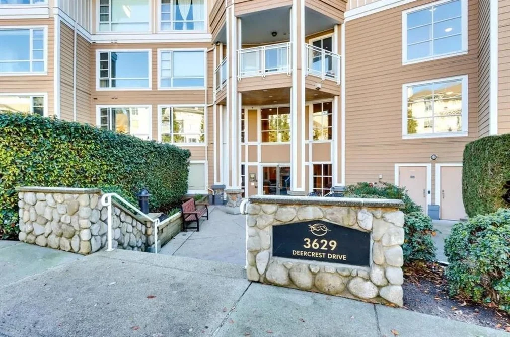 422 3629 DEERCREST DRIVE, North Vancouver BC V7G 2S9, North Vancouver BC — Residential for Sale - Photo 2