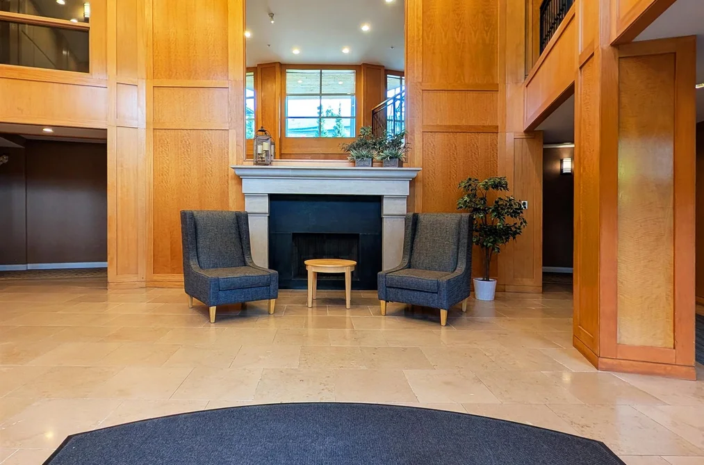 422 3629 DEERCREST DRIVE, North Vancouver BC V7G 2S9, North Vancouver BC — Residential for Sale — Photo 4 of 22
