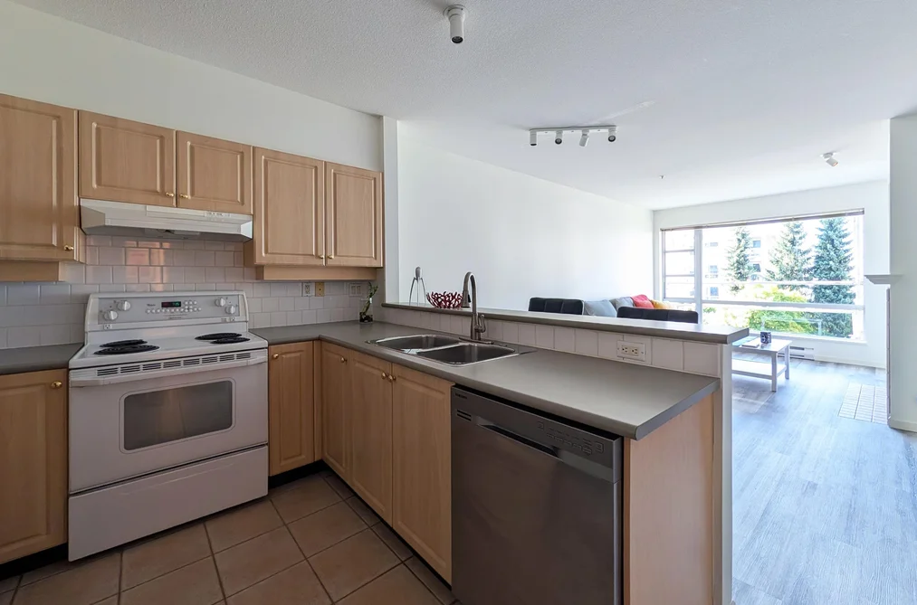 422 3629 DEERCREST DRIVE, North Vancouver BC V7G 2S9, North Vancouver BC — Residential for Sale — Photo 8 of 22