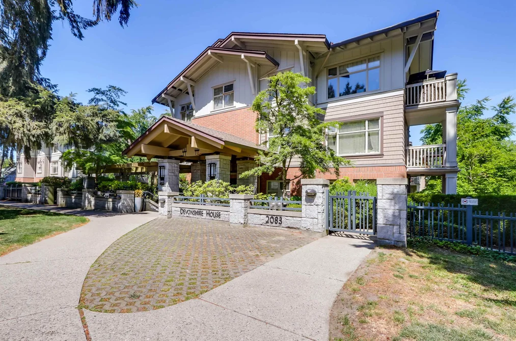 Condo for sale at 423 2083 W 33rd Avenue Vancouver British Columbia - MLS: R3130165
