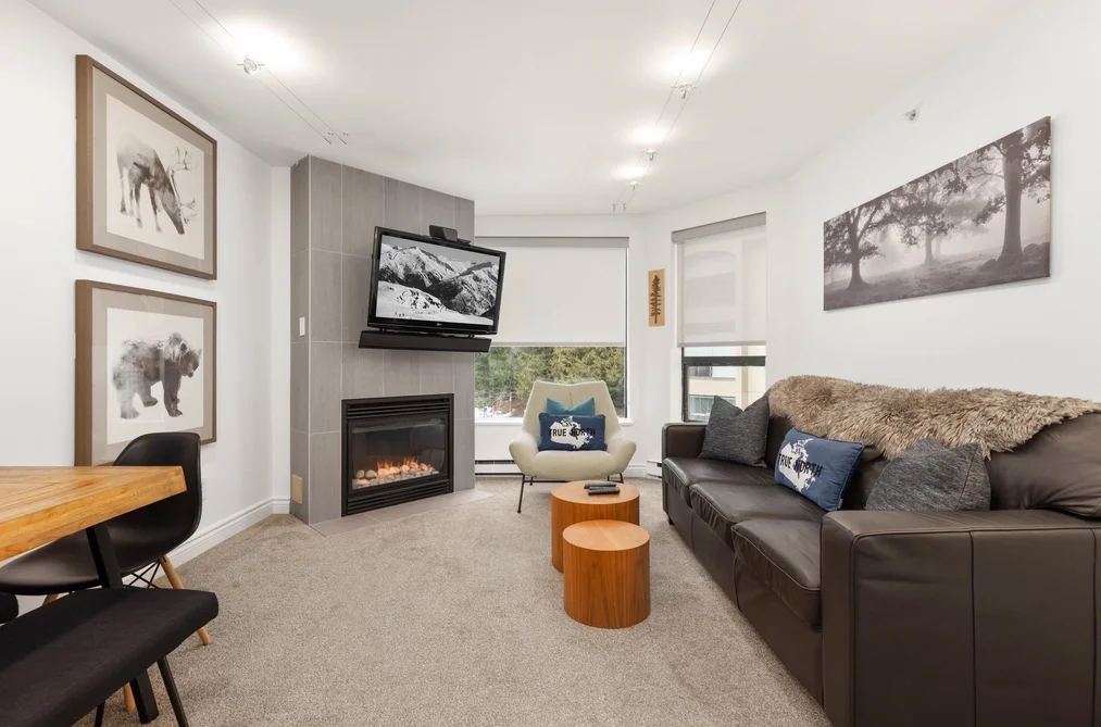 Condo for sale at 423 4809 Spearhead Drive Whistler British Columbia - MLS: R3121696