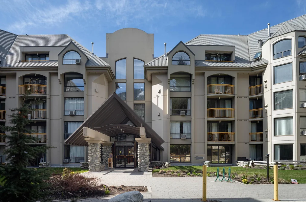 423 4809 SPEARHEAD DRIVE, Whistler BC V0N 1B4, Whistler BC — Residential for Sale - Photo 2