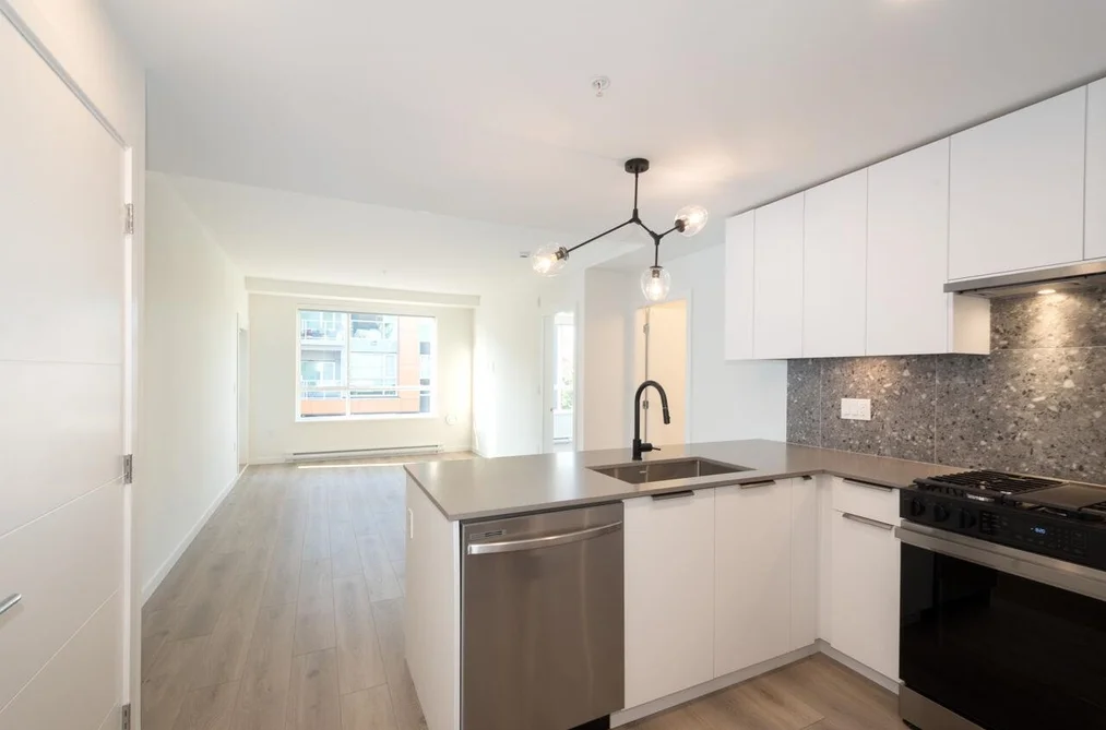 423 7936 206 STREET, Langley BC V2Y 3X1, Langley BC — Residential for Sale - Photo 2