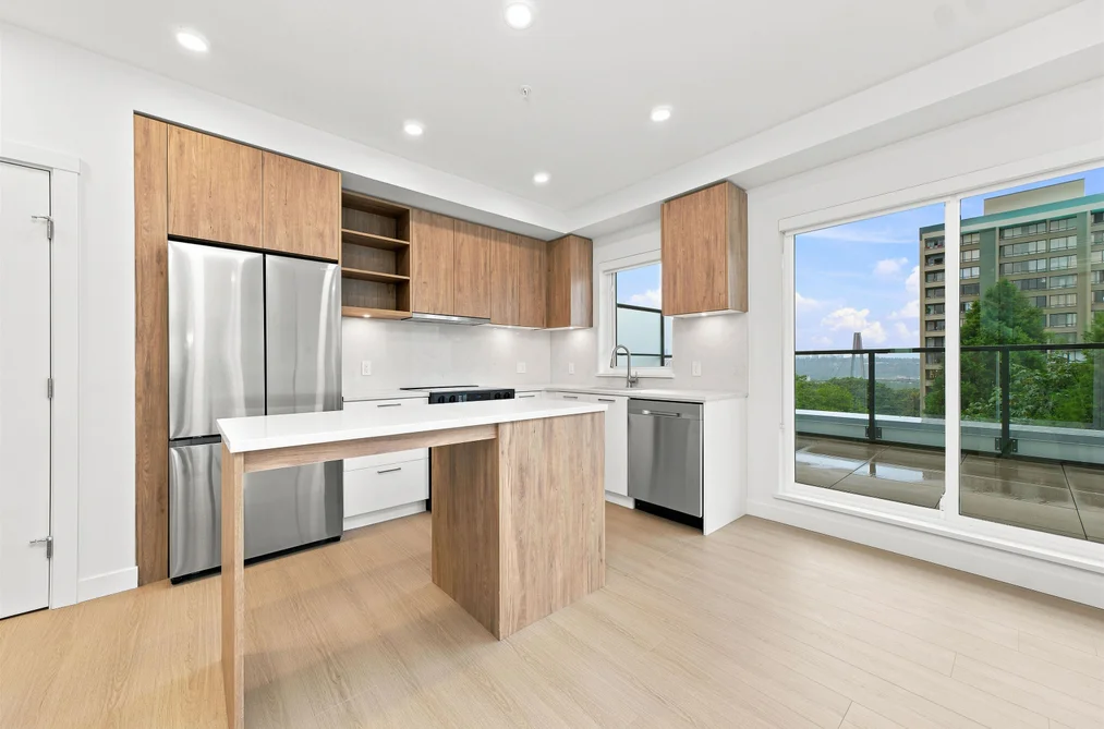 Condo for sale at 423 82 First Street New Westminster British Columbia - MLS: R3145592